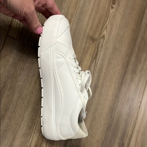 Dr. Scholl's White Sneakers Low-Top Casual - Picture 5 of 7